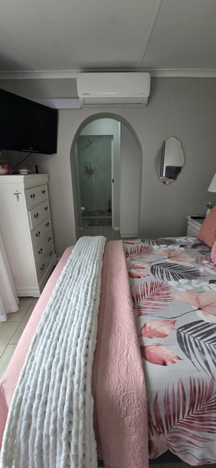 2 Bedroom Property for Sale in Hoekwil Western Cape